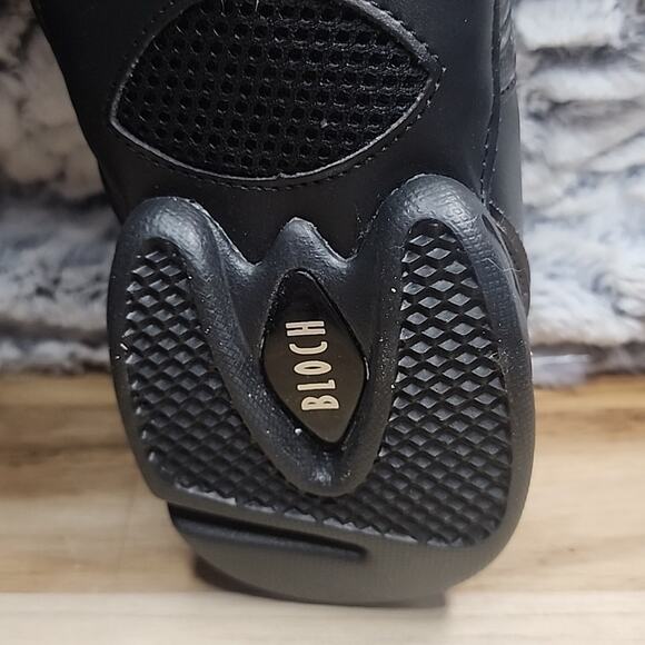 BLOCH WOMAN'S TRINITY BLACK LEATHER SPLIT SOLE DANCE SNEAKER NWOB🎶LETS DANCE🎶 - Picture 15 of 16